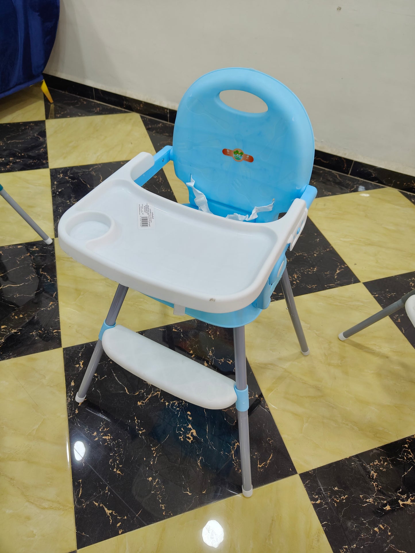 Siège haute bèbè (كرسي أكل أطفال صالح لجميع الطاولات)